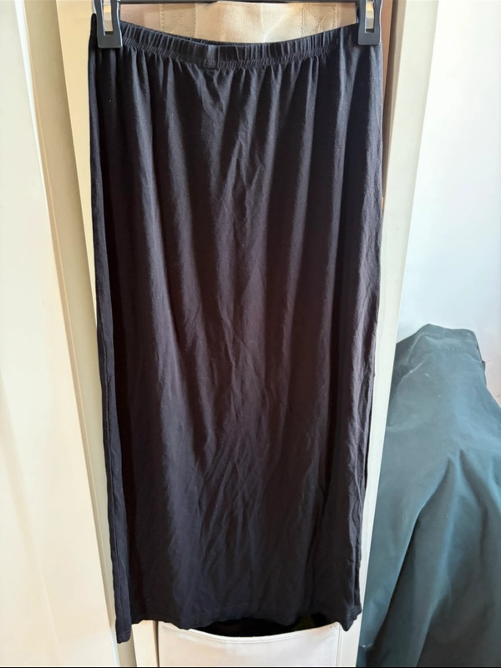 Brandy Melville Black Women's Maxi Skirt - Elastic Waist